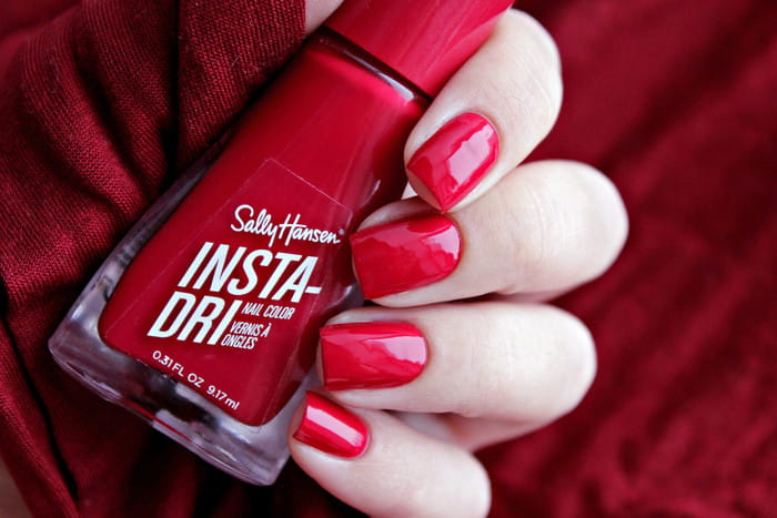 Лак insta dri. Лак insta dri. Лак для ногтей `sally hansen` insta-dri тон. Sally hansen insta dri 373. Салли хансен верхнее покрытие-сушка против сколов.